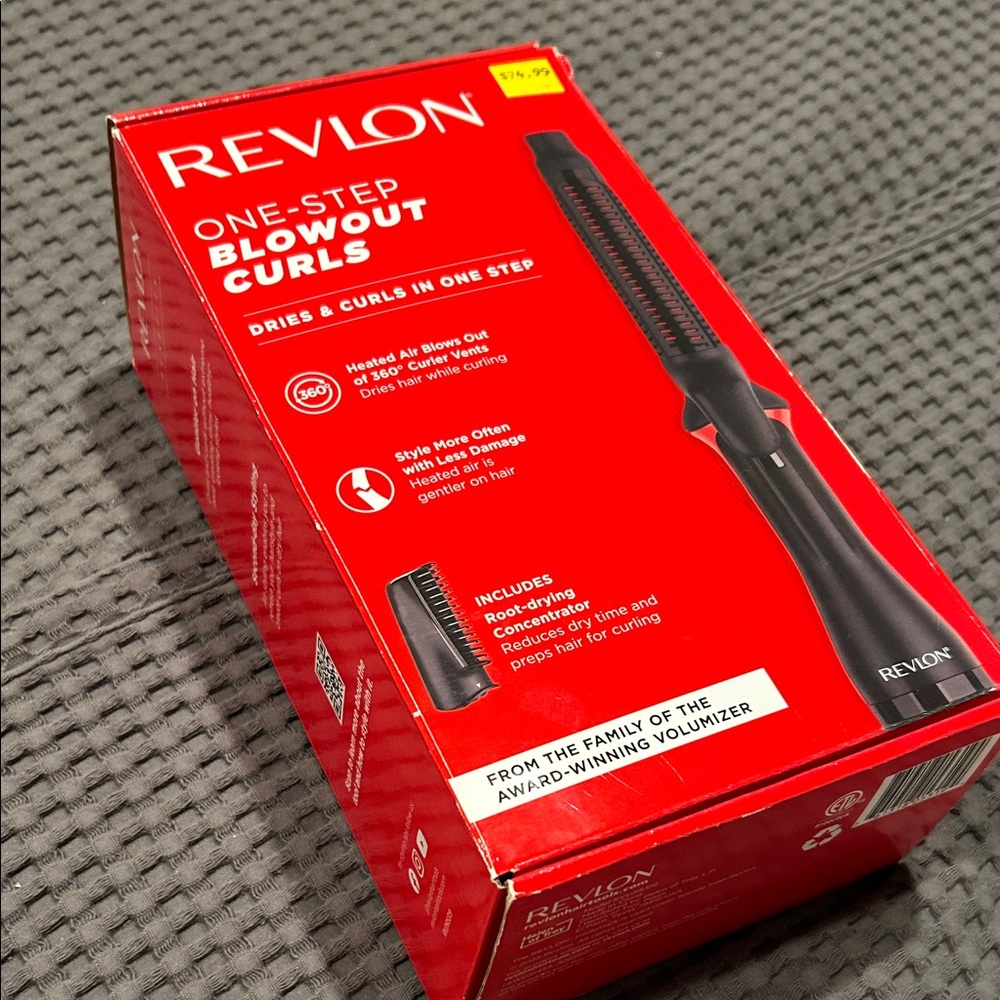 Revlon One-Step Blowout Curls Styling Tool - Red box